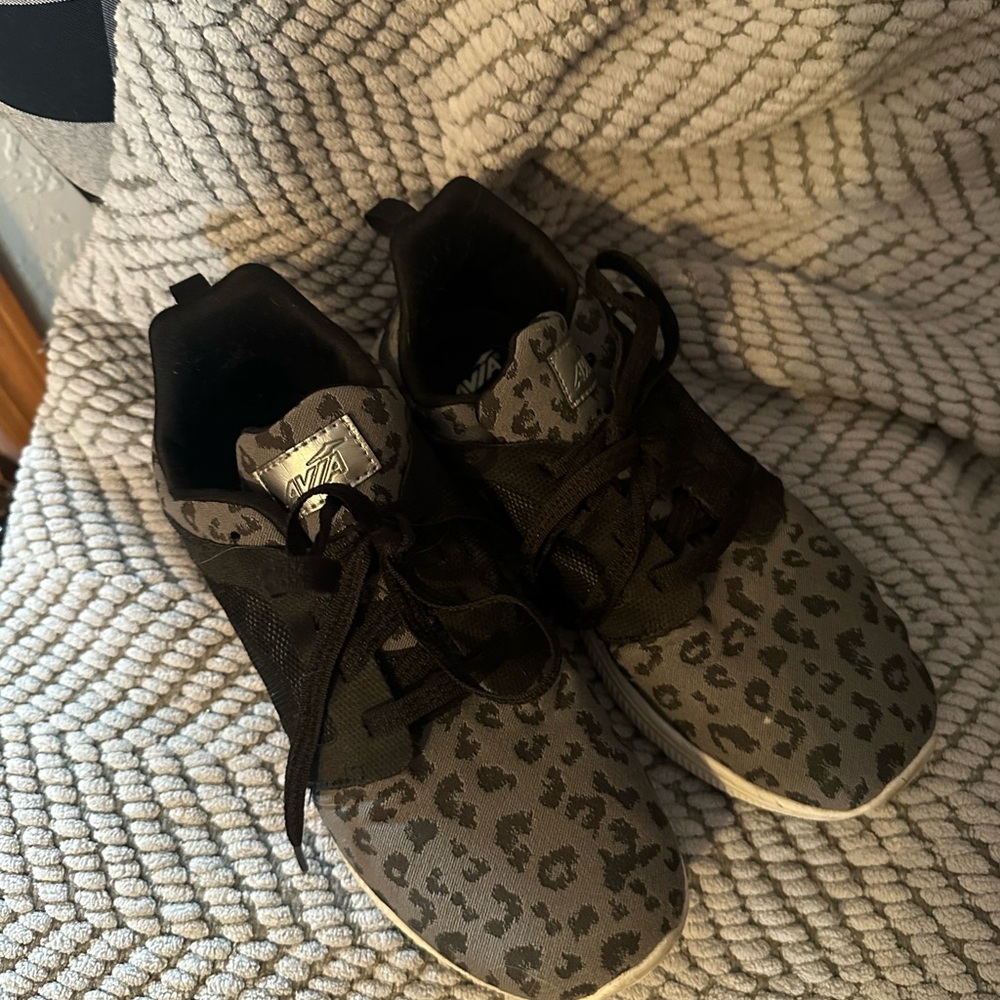 Avia Black and Gray Leopard Athletic Sneakers